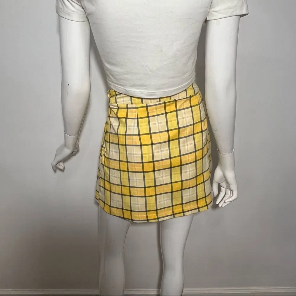 Forever 21 Yellow Plaid Cherry‎ Skort -- L